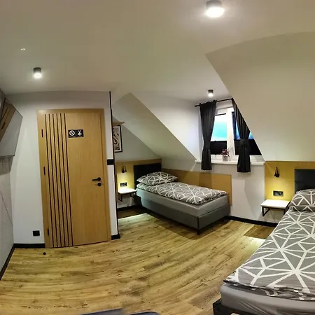 Rum i privatbostad Atmosfera Rozalin (Pruszkow)